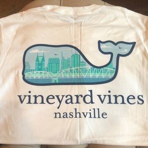 Vineyard Vines NEVER WORN tee